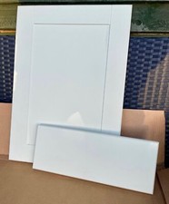 KITCHEN DOOR - SHAKER STYLE -